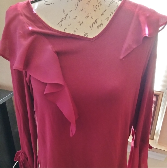 Women's Ruffle Top - Picture 2 of 6